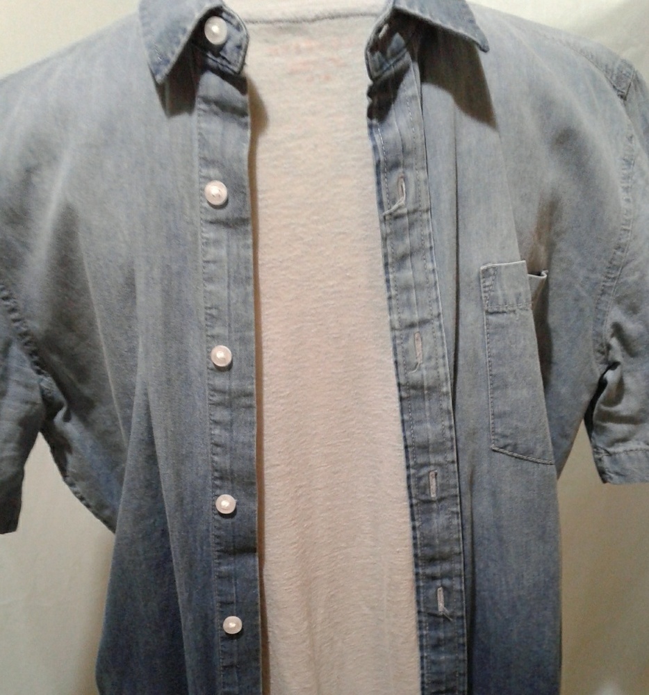 🌺 Like New Men's American Rag Chambray Shirt - Picture 4 of 4